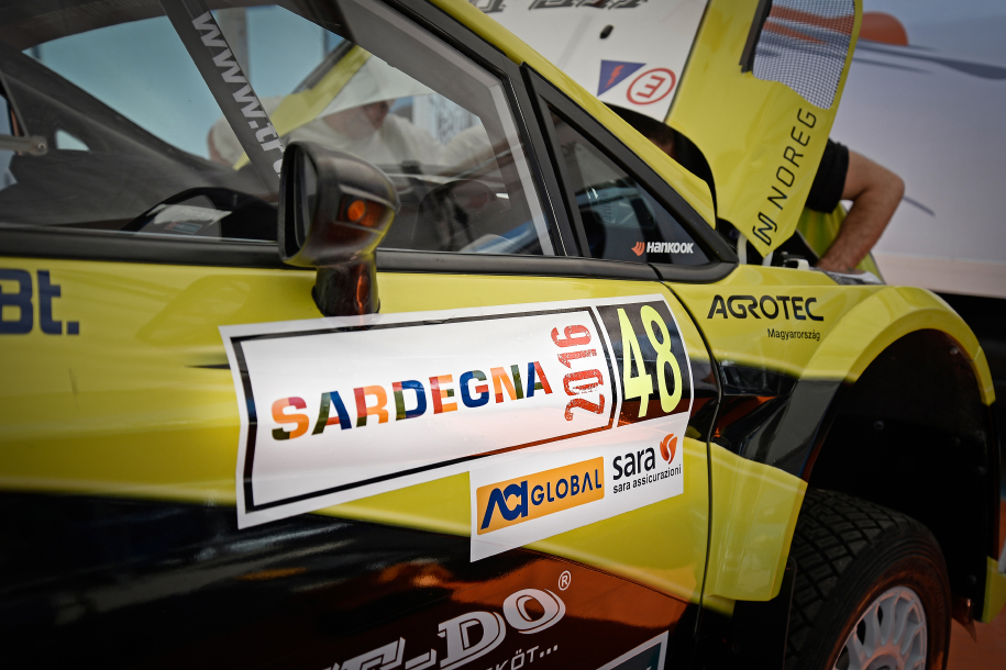 Elkezdődött a Szardínia Rally