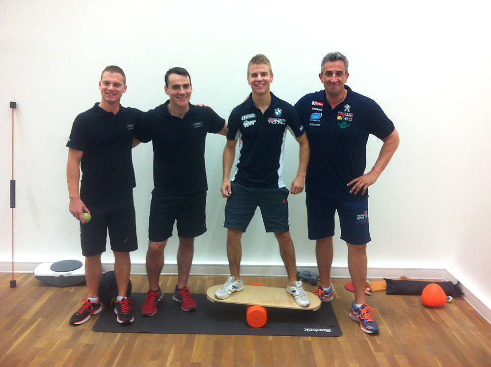 Közös edzést tartott Turán Frici, Michelisz Norbi és Sebestyén Péter a F&M Fitness & More központban.